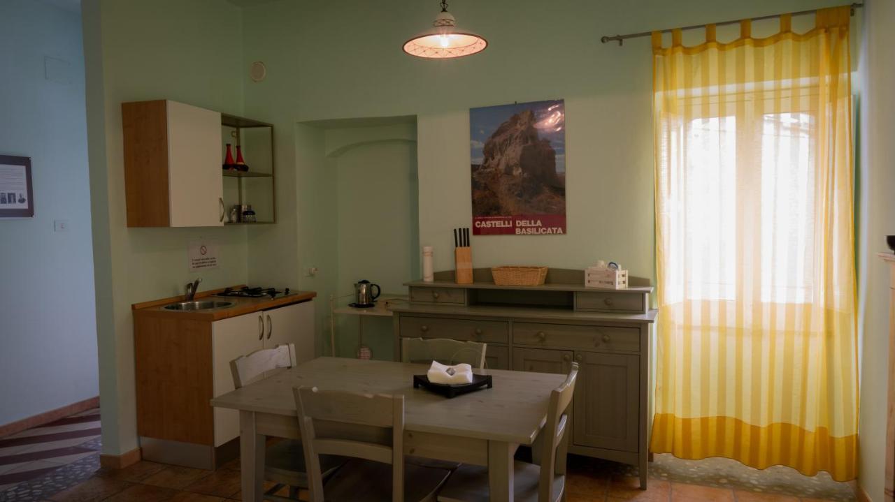 La Via Di Fuga Apartman Pietrapertosa Kültér fotó