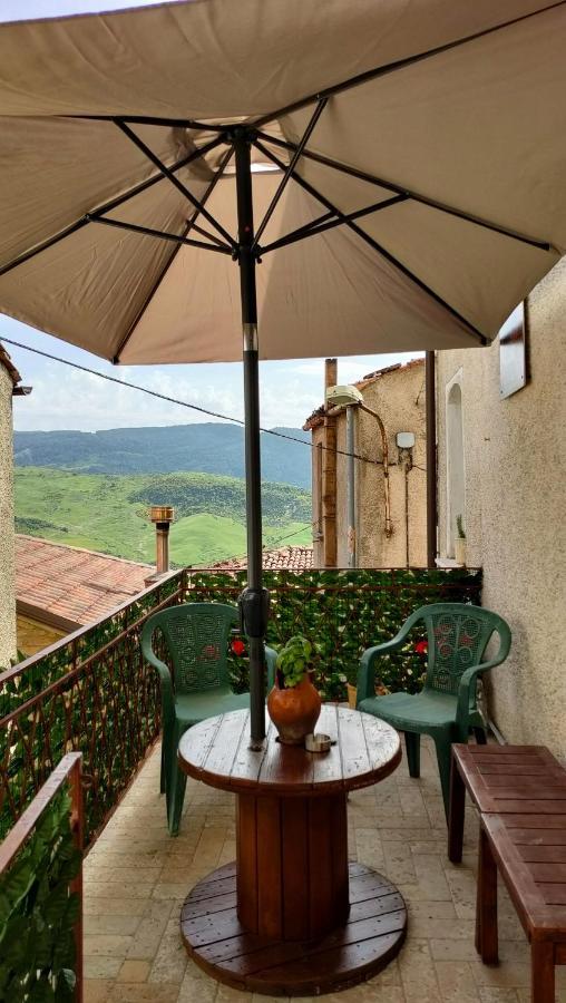 La Via Di Fuga Apartman Pietrapertosa Kültér fotó