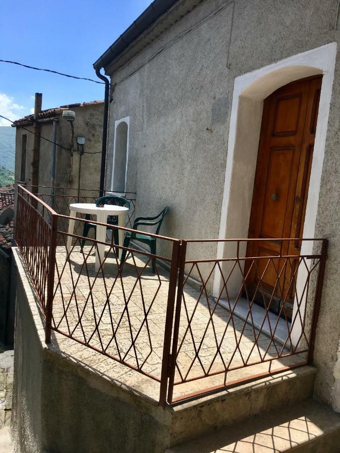 La Via Di Fuga Apartman Pietrapertosa Kültér fotó