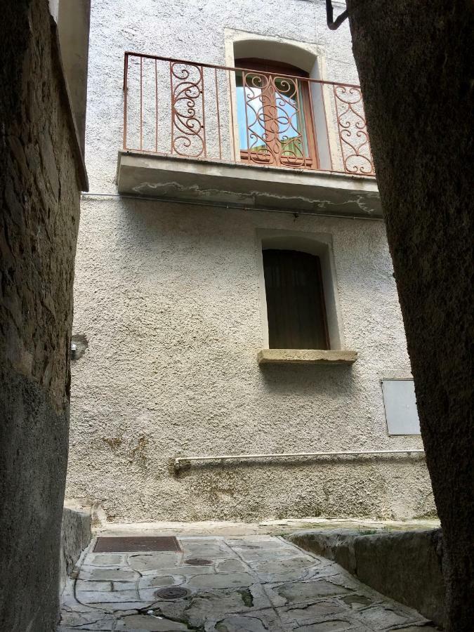 La Via Di Fuga Apartman Pietrapertosa Kültér fotó