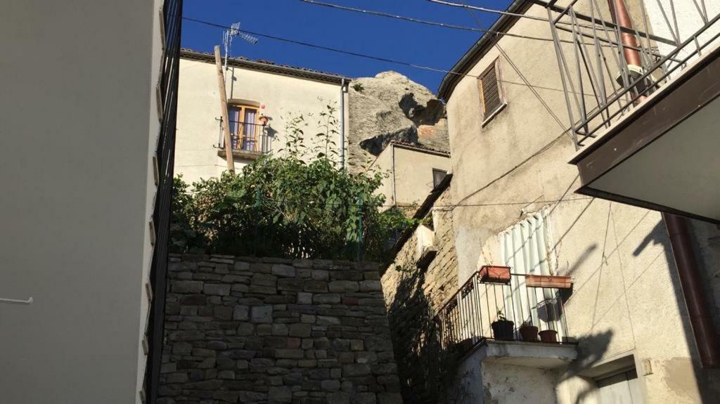 La Via Di Fuga Apartman Pietrapertosa Kültér fotó