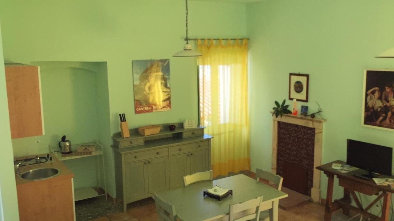 La Via Di Fuga Apartman Pietrapertosa Kültér fotó